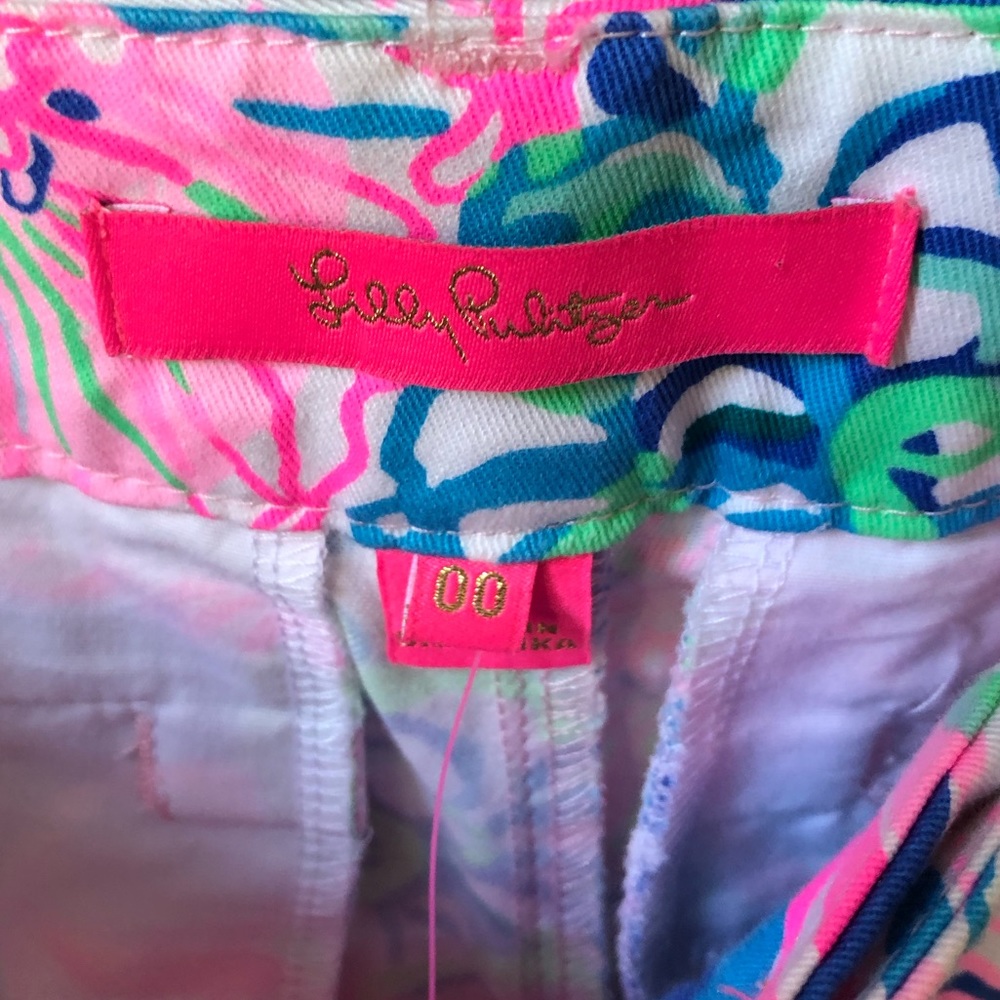 Lilly Pulitzer Bermuda Shorts NWT - Picture 5 of 7
